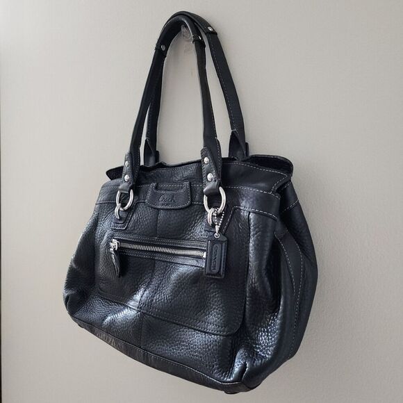 Coach Penelope Black Leather Shoulder Handbag - Picture 5 of 10